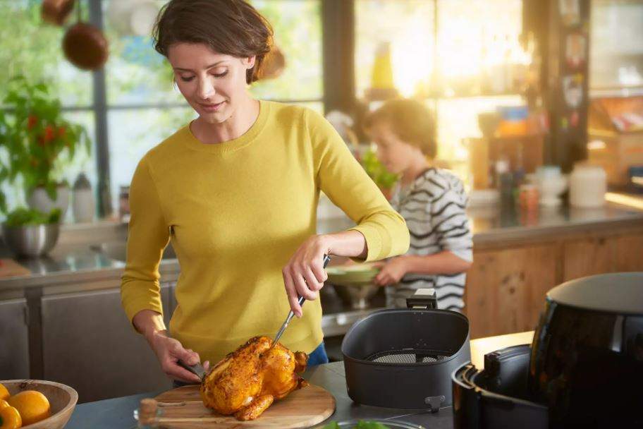 Philips Airfryer XXL mutfaktaki yardımcınız!