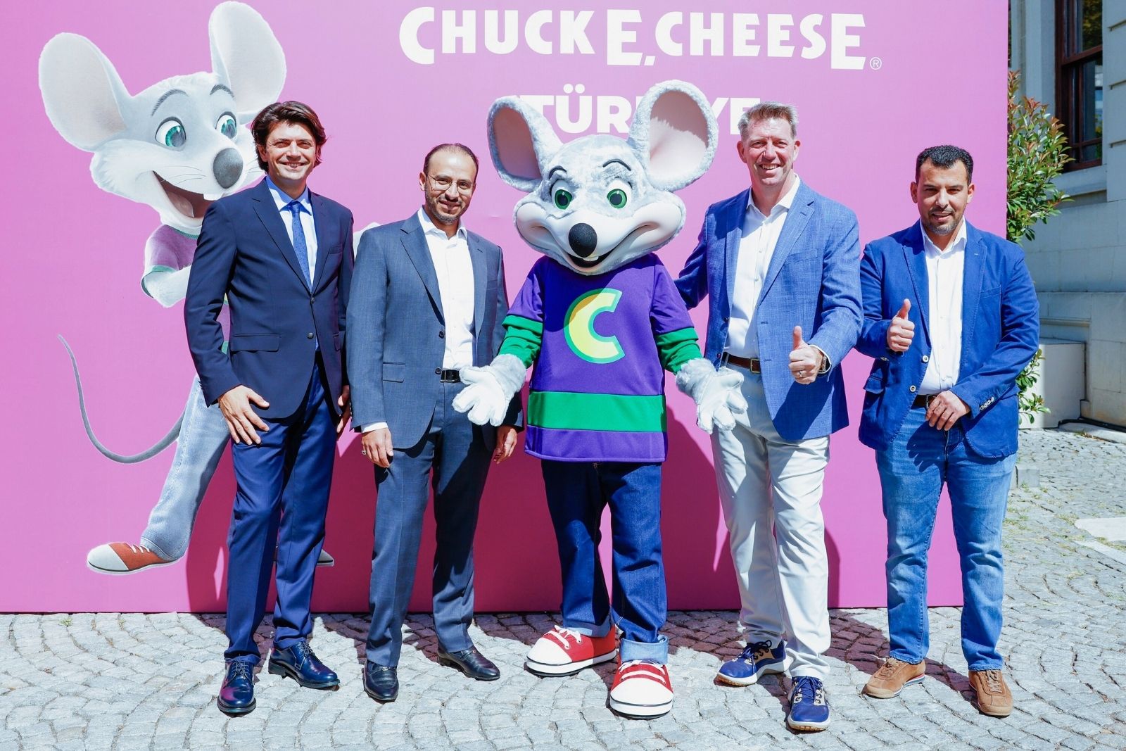 Chuck E. Cheese Türkiye pazarına giriyor... 4 yılda 20 mağaza açacaklar 
