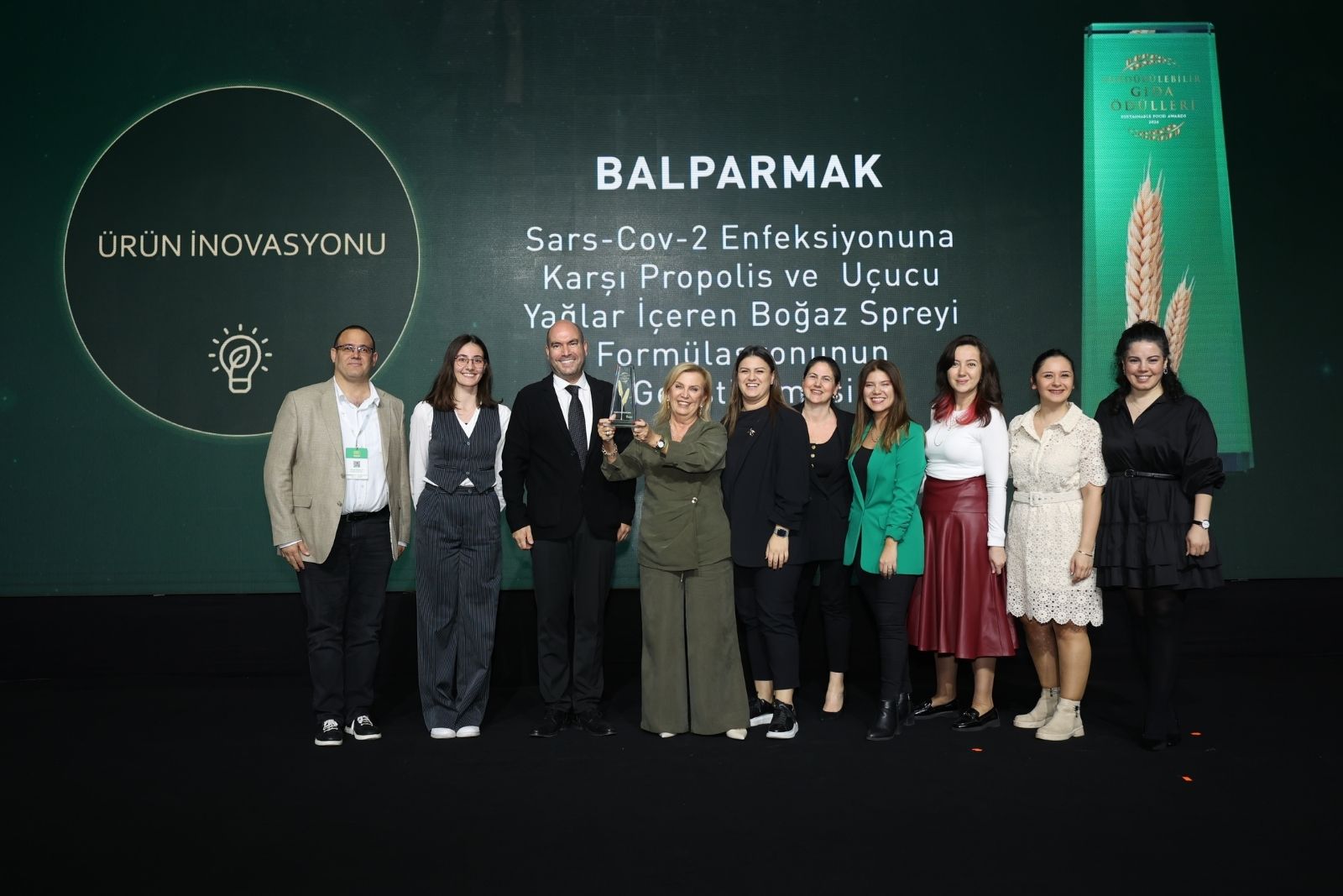 Balparmak, Apitera propolisli yetişkin sprey ile ürün inovasyonu kategorisi’nde birinci oldu 