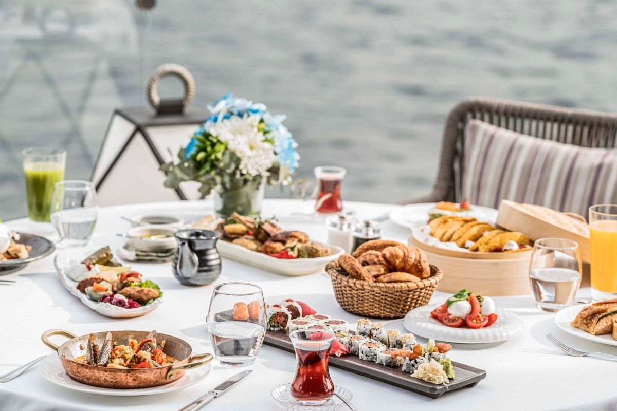 Mandarin Oriental Bosphorus, Istanbul'da brunch deneyimi yeniden başlıyor