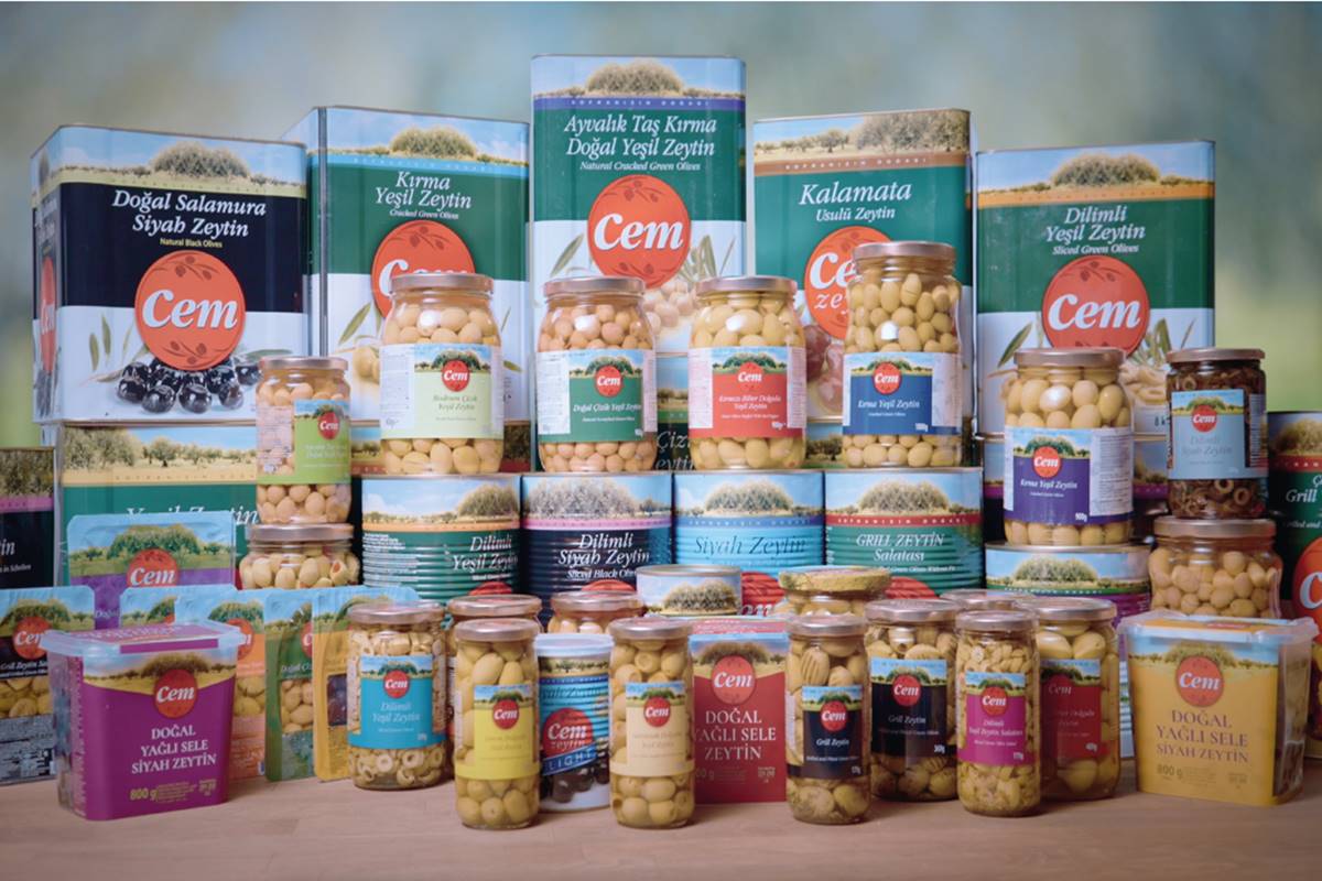 Cem Zeytin halka açılıyor