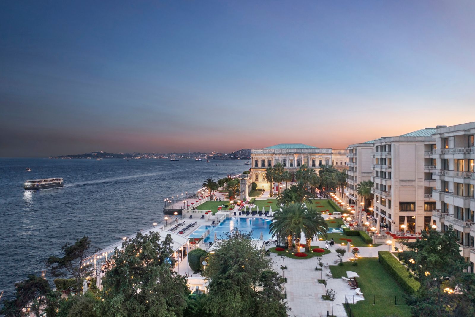 Çırağan Palace Kempinski İstanbul’da yaz sezonu