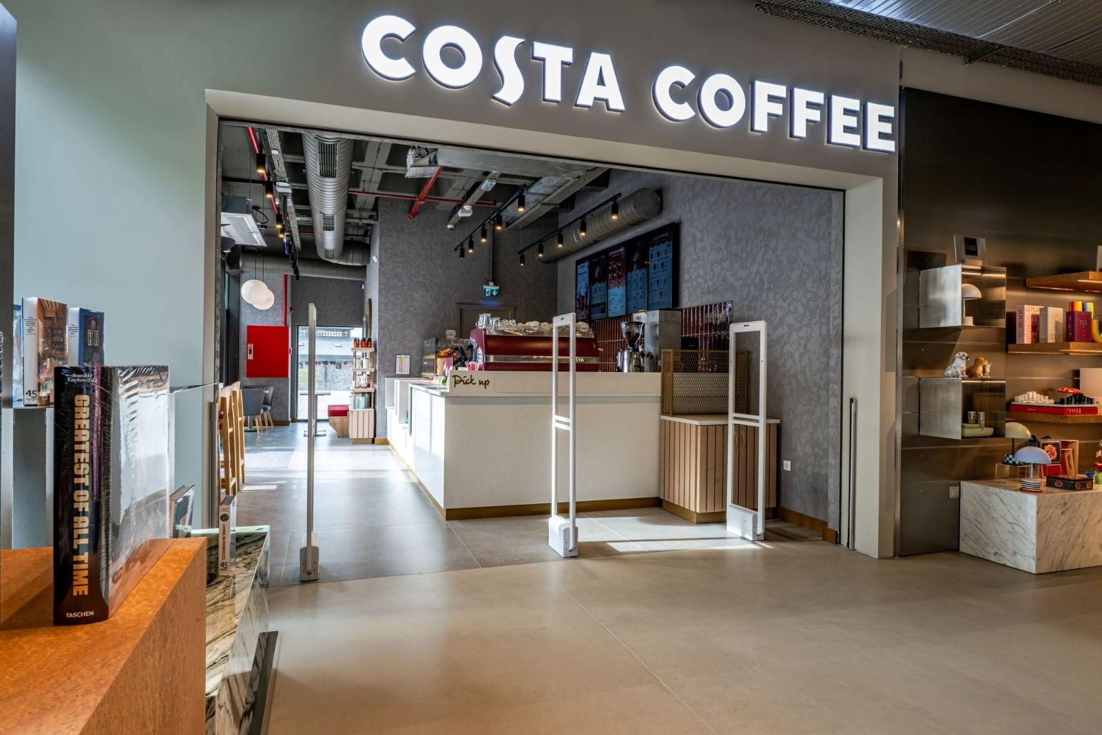 Costa Coffe’nin yeni şubesi Tersane İstanbul'da açıldı 