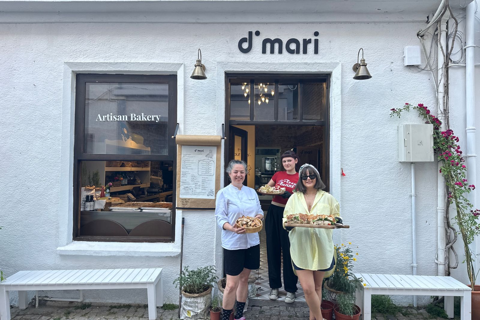 Bozcaada’da bakery’in yeni adresi “Di Mari Bakery”