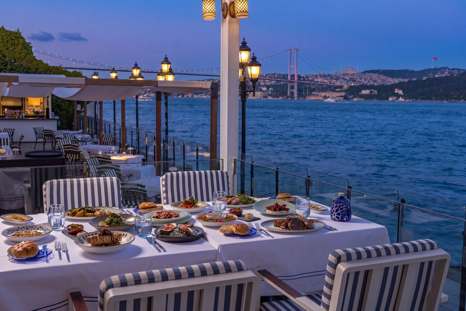 Bosphorus Grill ile yazın keyfi damaklarda 