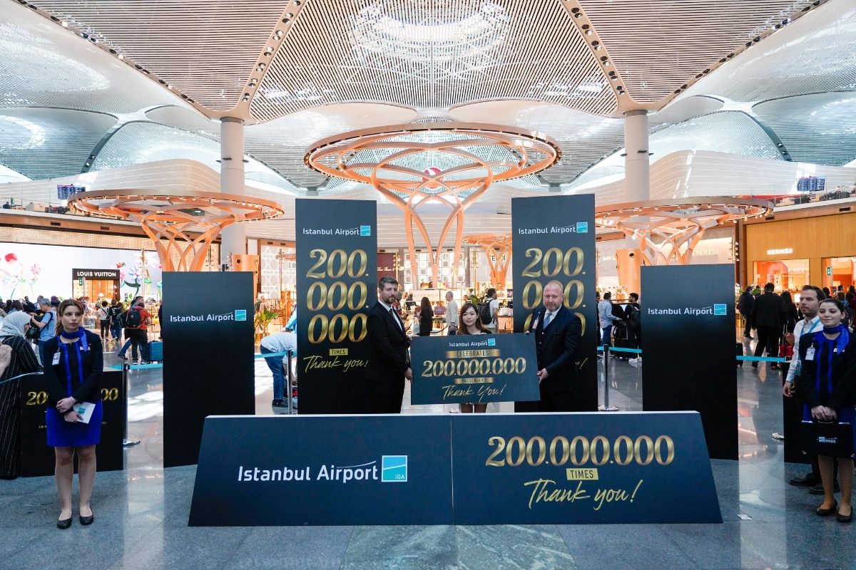 İGA İstanbul Havalimanı 200 milyonuncu yolcusunu ağırladı