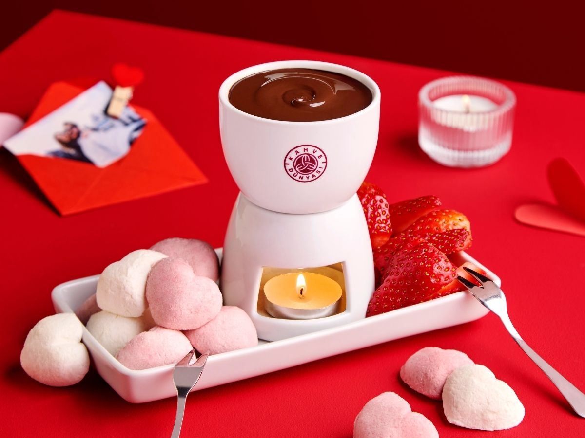 Kahve Dünyası’ndan Sevgililer Günü'ne özel lezzetler