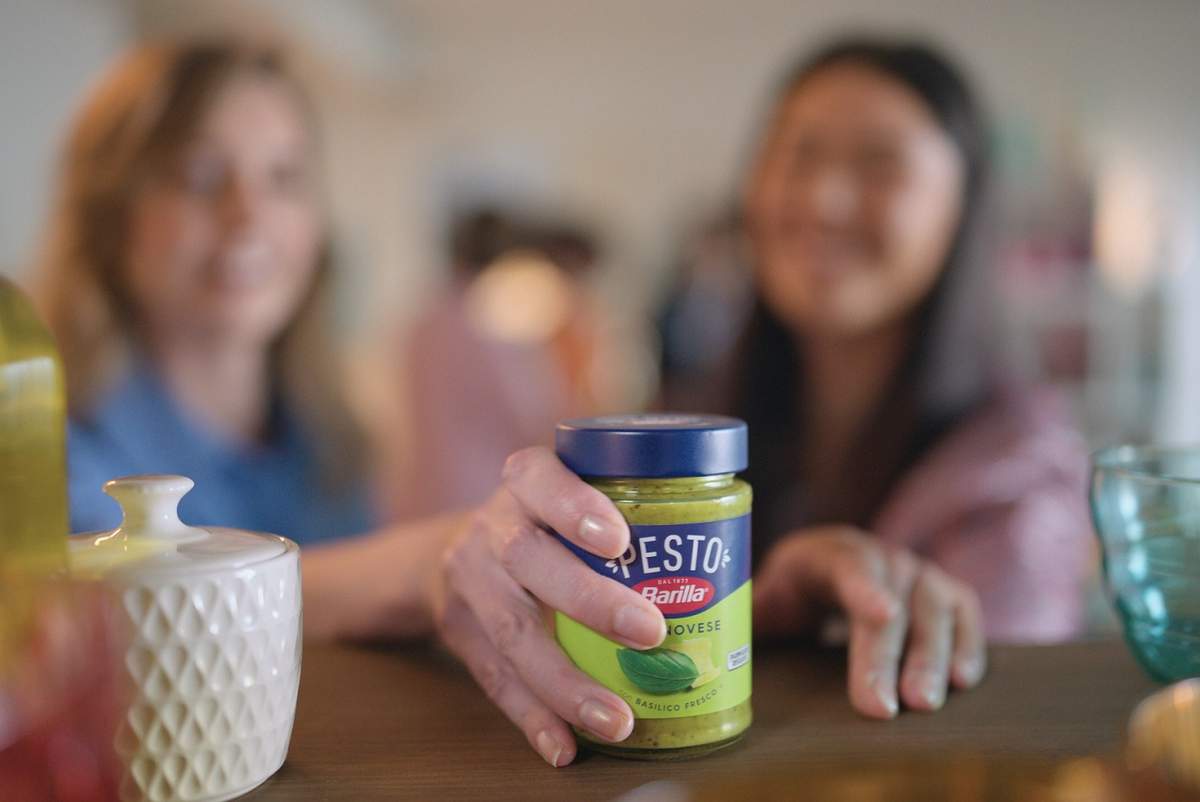 Pesto Barilla, “Kaşıklanabilir” yeni kavanozu ile raflarda yerini aldı 