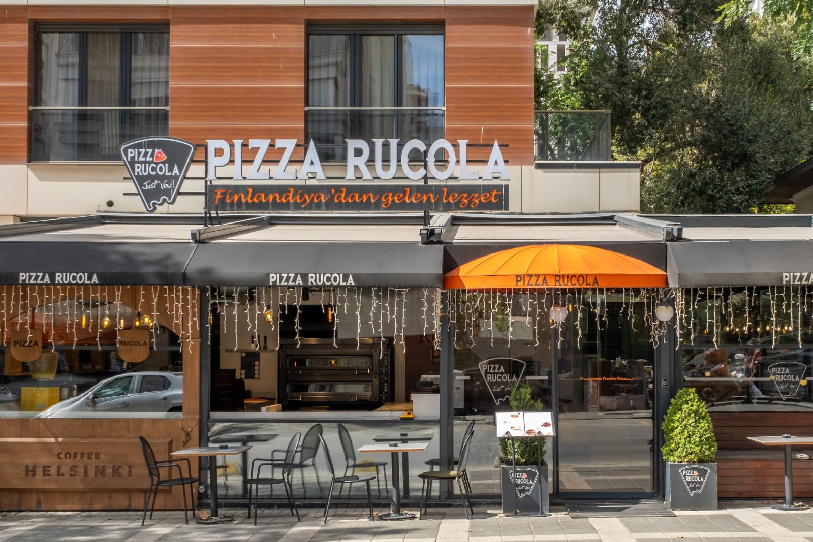 Pizza Rucola bir lezzet hikayesi yazıyor! Un Finlandiya’dan, enginar Peru’dan, baharatlar Gaziantep’ten