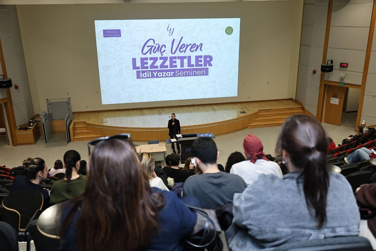 Şef İdil Yazar Sabancı Üniversitesi'nde seminer verdi