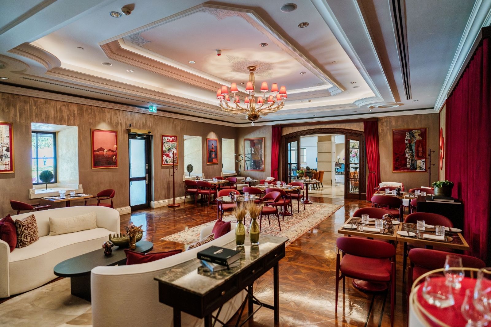 Four Seasons Hotel Bosphorus yeni bir restoran açtı: The M Lounge