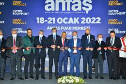 Turizm ve gıda sektörlerini buluşturan en büyük HORECA Fuarı Antalya’da ziyarete açıldı